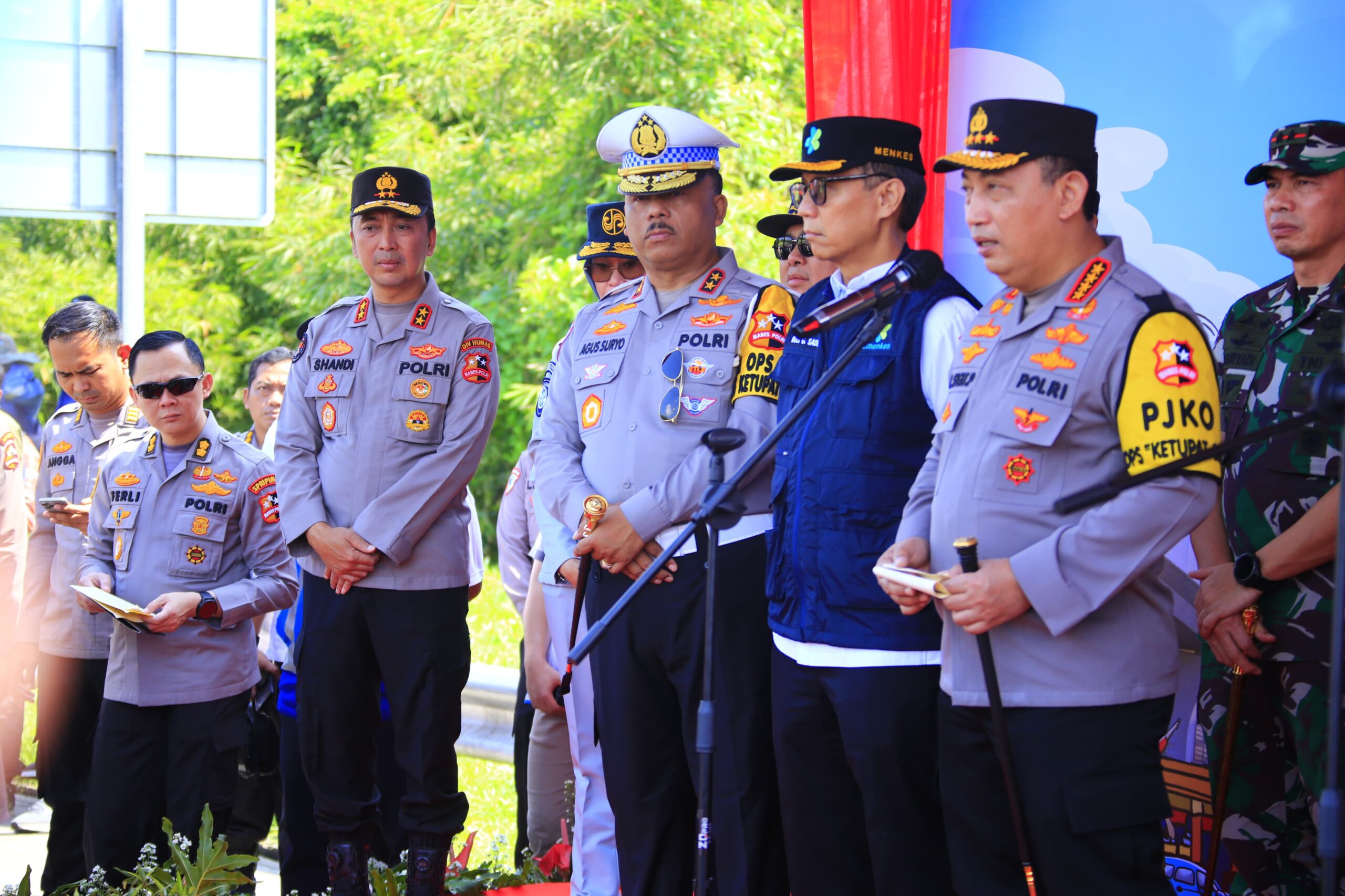 Foto ; Kapolri Jelaskan Alasan Berlakukan One Way Nasional di Puncak Arus Balik Lebaran