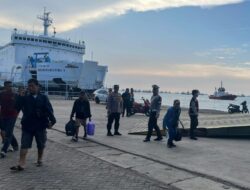 Polres Pelabuhan Tanjung Perak Laksanakan KRYD untuk Arus Balik Jalur Laut