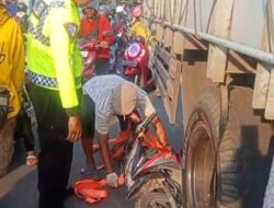 1 Meninggal Di TKP Dan 2 Luka Luka Setelah Diseruduk Truk Tronton