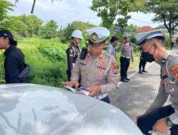 Satlantas Polres Sampang Amankan Lalu Lintas lewat Operasi Gabungan di kec. Banyuates Sampang
