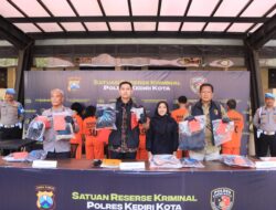 Polres Kediri Kota Berhasil Amankan 4 Wanita Komplotan Pencurian Lintas Provinsi yang Videonya Viral