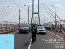Gandeng Instansi Samping Polres Tanjung Perak Gelar Simulasi Kebakaran di Jembatan Suramadu