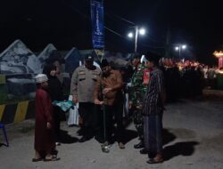 Babinsa Koramil 0829-02/Socah amankan Pawai Lampion sambut tahun baru islam di Desa Parseh
