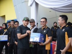 Perkuat Sinergi dan Kebersamaan Polres Gresik Gelar Olahraga Bersama di Hari Bhayangkara ke-79