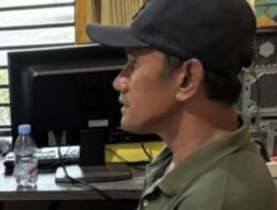 Aksi Nekat! Pria Asal Bangkalan Naik ke Kapal di Perairan Gresik Tengah Malam