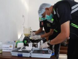 Pastikan Gizi dan Keamanan Pangan Terjamin, Sidokkes Polres Pelabuhan Tanjung Perak Laksanakan Uji Food Safety Menu SPPG