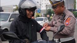 Polantas Ajak Pengendara Mengheningkan Cipta Sejenak Untuk Hormati Jasa Pahlawan