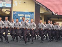Healing Ala SPN Polda Jatim: Senam ‘Tabola Bale’ Strategi Jaga Kesehatan Siswa Diktukba Polri