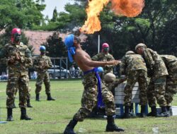Perkuat Pertahanan Nasional, Dankodiklatal Pimpin Upacara Penetapan 550 Komcad Matra Laut TA 2025