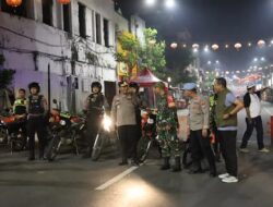 Jelang Nataru, Polres Pelabuhan Tanjung Perak Gelar Patroli Skala Besar Gabungan TNI – polri