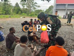 Karya Bhakti Satgas Yonif 521 DY di Gereja GKI Yoska Yudea Distrik Benawa