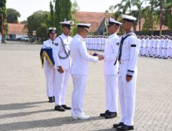 Prajurit Baru Siap Perkuat Pertahanan Maritim, Wadan Kodiklatal Lantik 604 Siswa Dikmaba dan 348 Siswa Dikmata TNI AL Angkatan XLV
