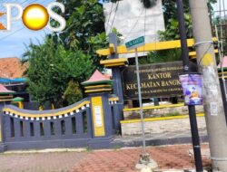 Staf Berikan Keterangan Berbeda Saat Camat Bangkalan Tidak Terlihat di Kantor Hingga Siang,