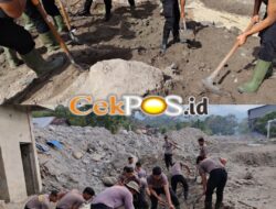 Bersihkan Rumah Allah Pascabanjir, Polri dan Warga Bener Meriah Gotong Royong Siapkan Meunasah Sambut Ramadan