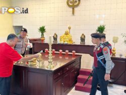 Polres Lumajang Lakukan Sterilisasi Vihara Jelang Perayaan Imlek