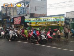 Wujudkan Kepedulian, Warkop Lanang Surabaya Tebar Kebahagiaan Lewat Aksi Bagi Takjil