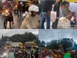 Kolaborasi Media Gelar Bagi – Bagi Takjil Dibantu Anggota Satlantas Polres Pelabuhan Tanjung Perak