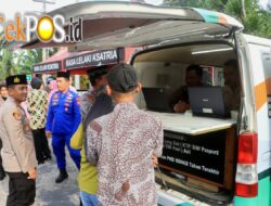 Cepat Dekat Bersahabat, Polres Probolinggo Buka Layanan Samsat dan Sim Keliling Sambil Berbagi Takjil