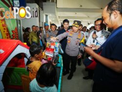 Tinjau Stasiun Surabaya Gubeng, Kapolri Instruksikan Beri Pelayanan Maksimal ke Pemudik