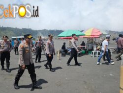 Sapa Pengunjung di Gunung Bromo Kapolres Probolinggo Pastikan Keamanan Wisatawan