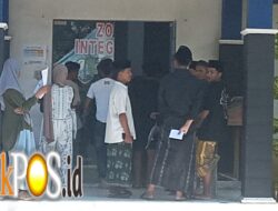 Antrean Panjang dan Pegawai Tertidur, Warga Sampang Kecewa Pelayanan Dukcapil