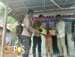 Polri Untuk Masyarakat : Kapolres Pasuruan Blusukan Salurkan Bansos untuk Warga