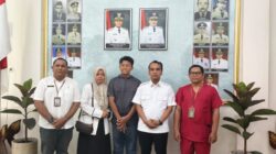 Bupati Bangkalan Berikan Dukungan Dan Doa Kepada Putra Daerah Kadhafy di DA8 Indosiar, Simak Beritanya!