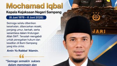 Pimpinan Redaksi Ungkapnews.com Beri Ucapan Selamat Ultah ke Kajari Sampang Mochamad Iqbal Yang ke-48 Tahun