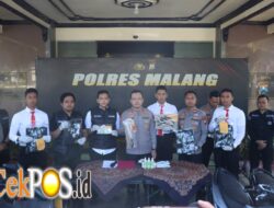 Polres Malang Amankan Dua Pemuda Bawa Sajam Saat Penyekatan Malam 1 Suro