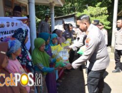 Polres Bondowoso Salurkan Bantuan Beras untuk Warga Curahpoh di Hari Bhayangkara – ke 80