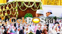 Ribuan Jamaah Padati Jalan Benteng Surabaya, Doa dan Sholawat Menggema Peringati Haul Tiga Ulam