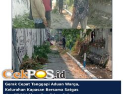 Gerak Cepat Tanggapi Aduan Warga, Kelurahan Kapasan Bersama Satgas dan RT/RW Sigap Bersihkan Saluran Kali Kumuh di Jl. Donokerto XI