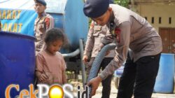 Brimob Polda Jatim Salurkan 40 Ribu Liter Air Bersih untuk Warga Gresik dan Sidoarjo