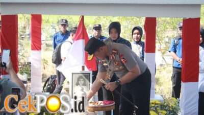 Kapolri Ziarah ke Makam Marsinah dan Kunjungi Museum di Nganjuk