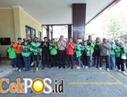 Hari Jadi ke-75 Humas Polri: Polda Jatim Gelar Baksos, Rangkul Ojol Jaga Kamtibmas dan Ruang Digital