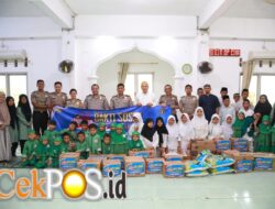 Hari Jadi ke-75 Humas Polri, Divhumas Polri Gelar Bakti Sosial untuk Lansia dan Anak Yatim