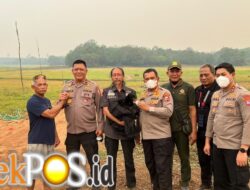 Tak Hanya Padamkan Api, Polri Selamatkan Anak Beruang Madu Terdampak Karhutla